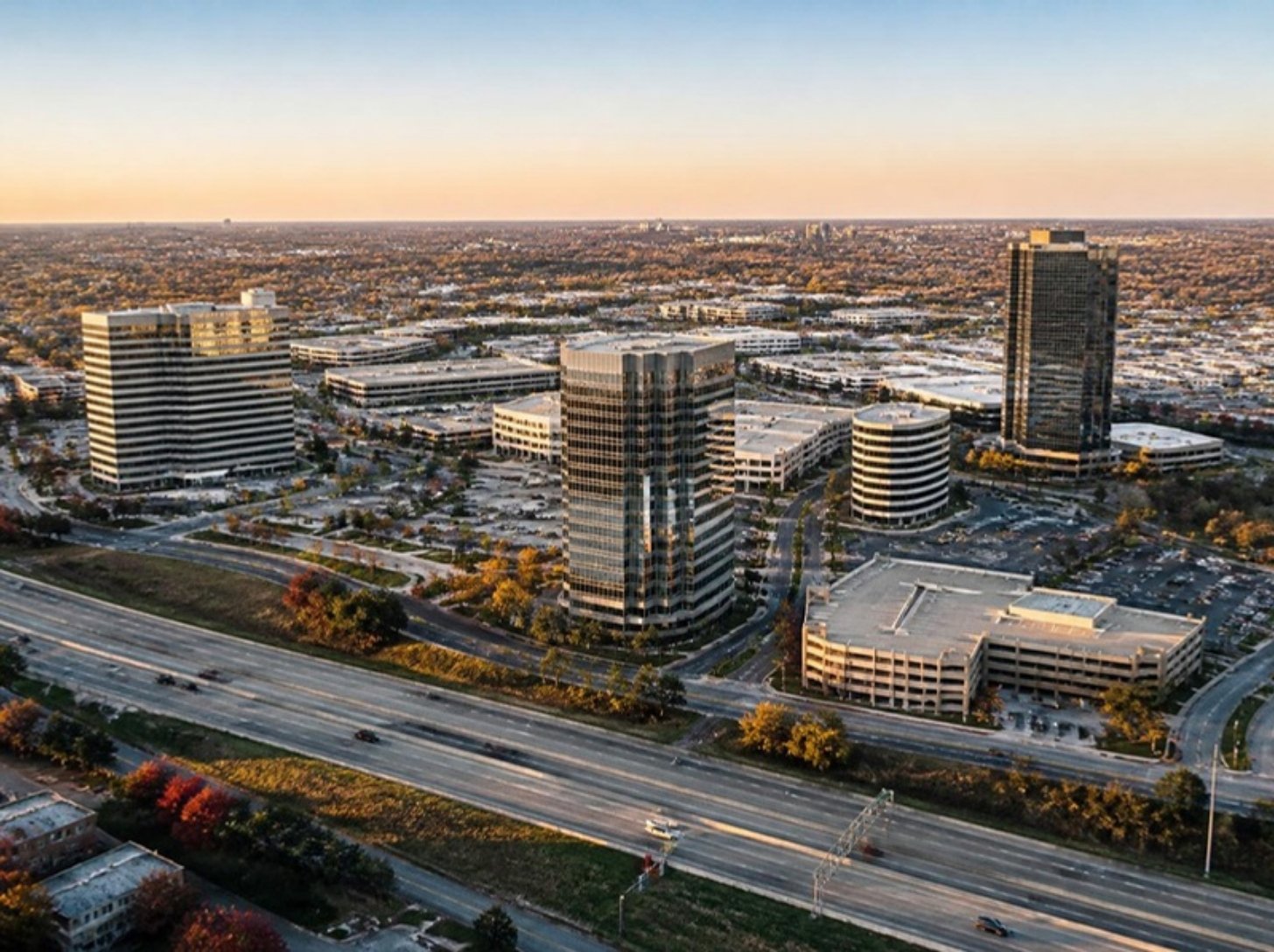 Office towers along the Edens Expressway in Skokie, IL, Skokie office space guide for tenants | Tenant Advisors