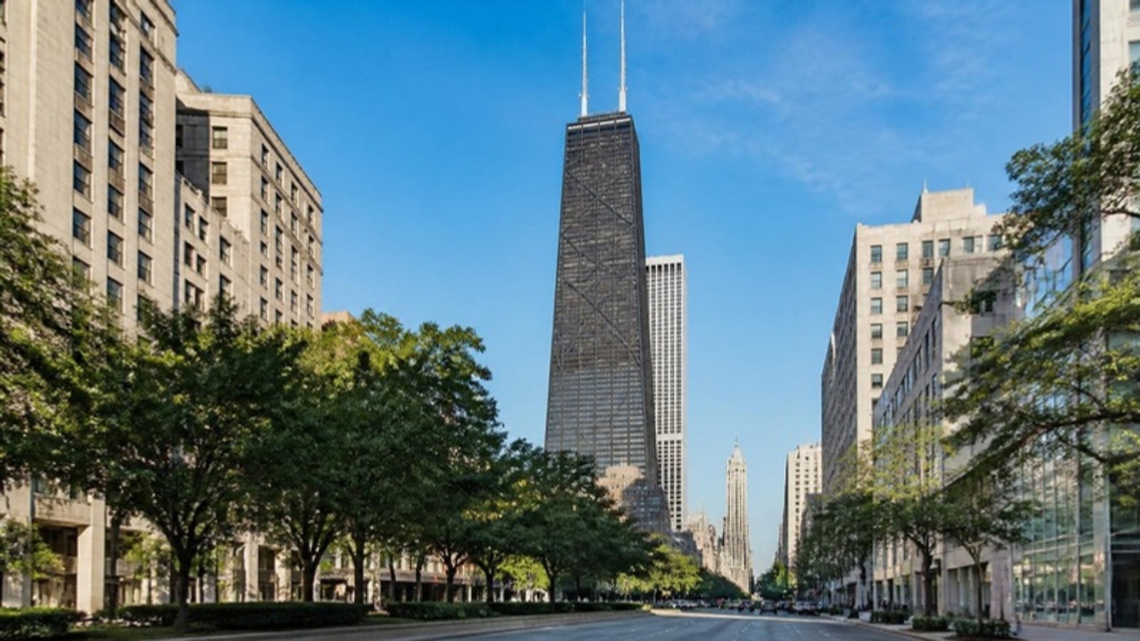 875 N. Michigan Avenue tower above the Magnificent Mile, North Michigan Avenue, Chicago