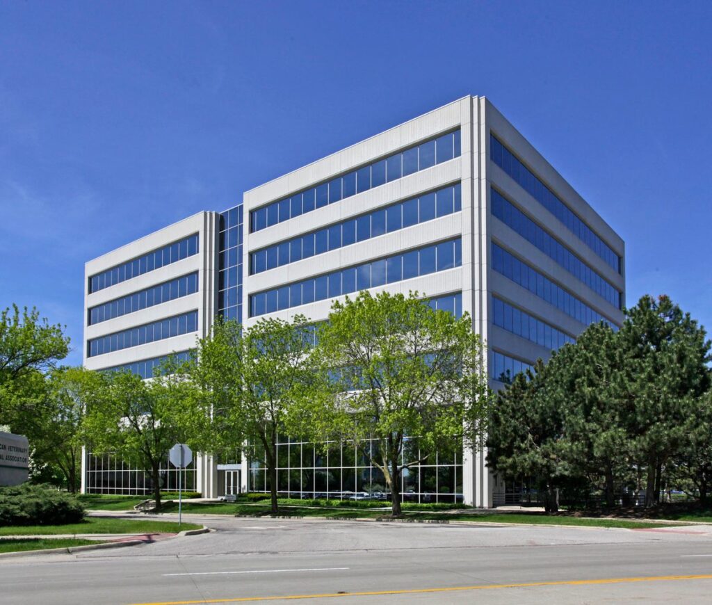 Seven-story office building on Meacham Road in Schaumburg